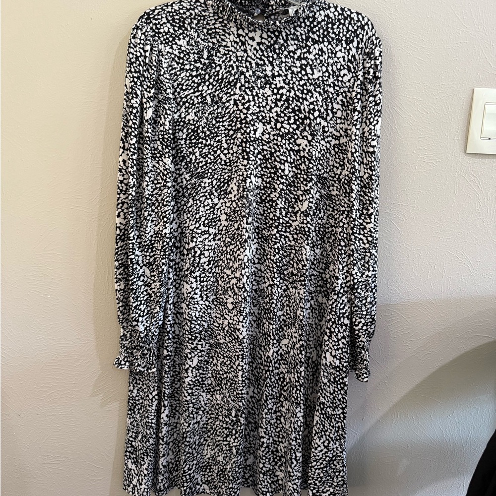 London Times black/white Long Sleeve Sheath Dress